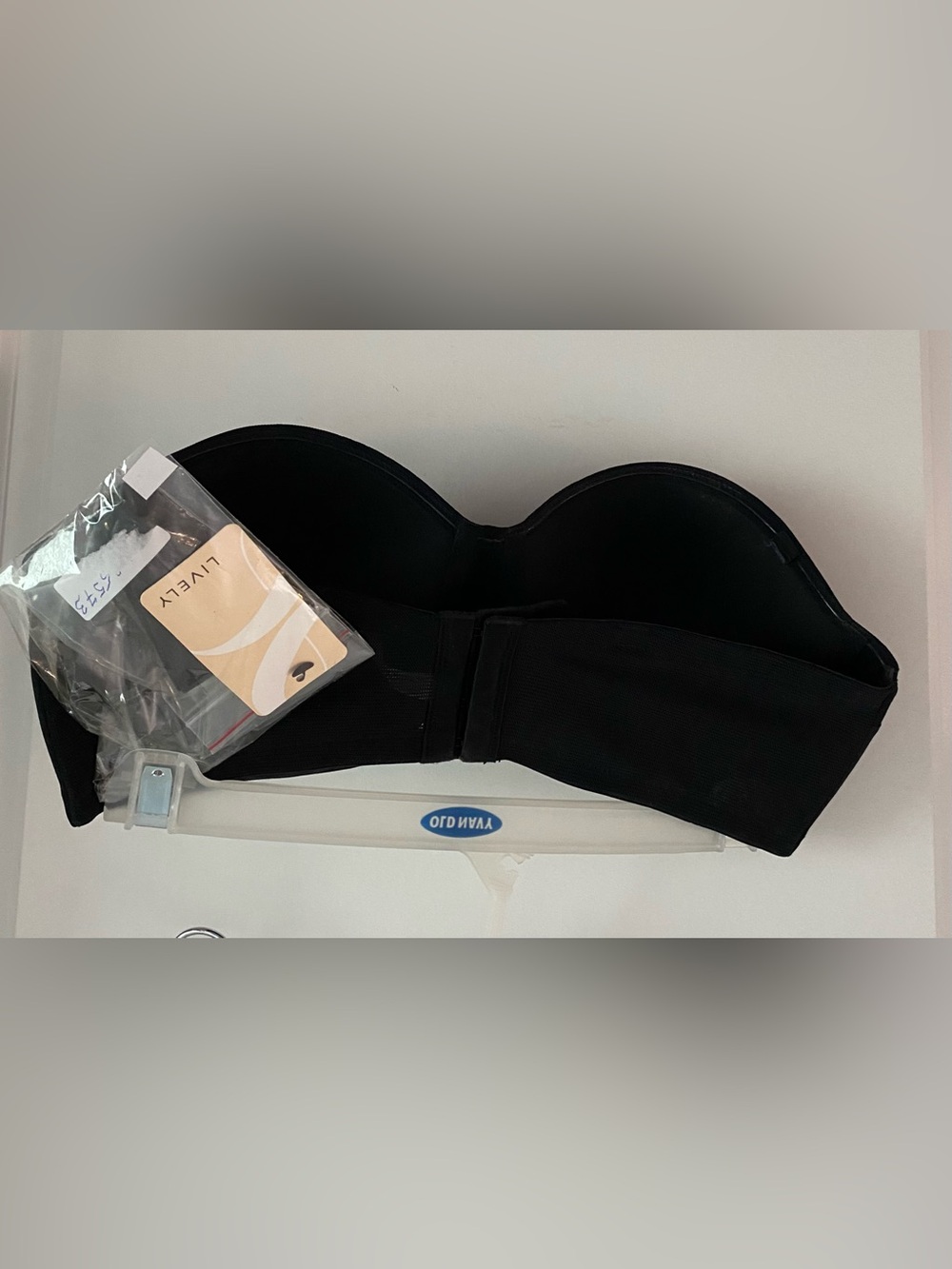 NWT Lily Morgan strapless black bra RE-POSH